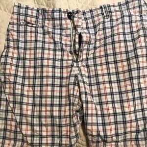 American Eagle Plaid cargo shorts